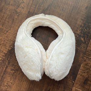 Brookstone Luxe Earmuffs - White - New